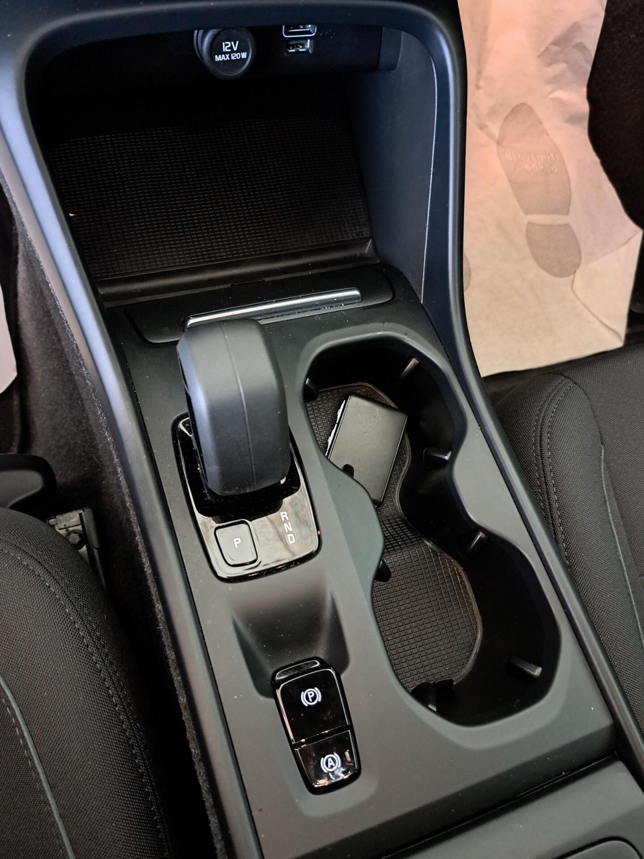 Volvo XC40 T3 Momentum Pro AUTOM.