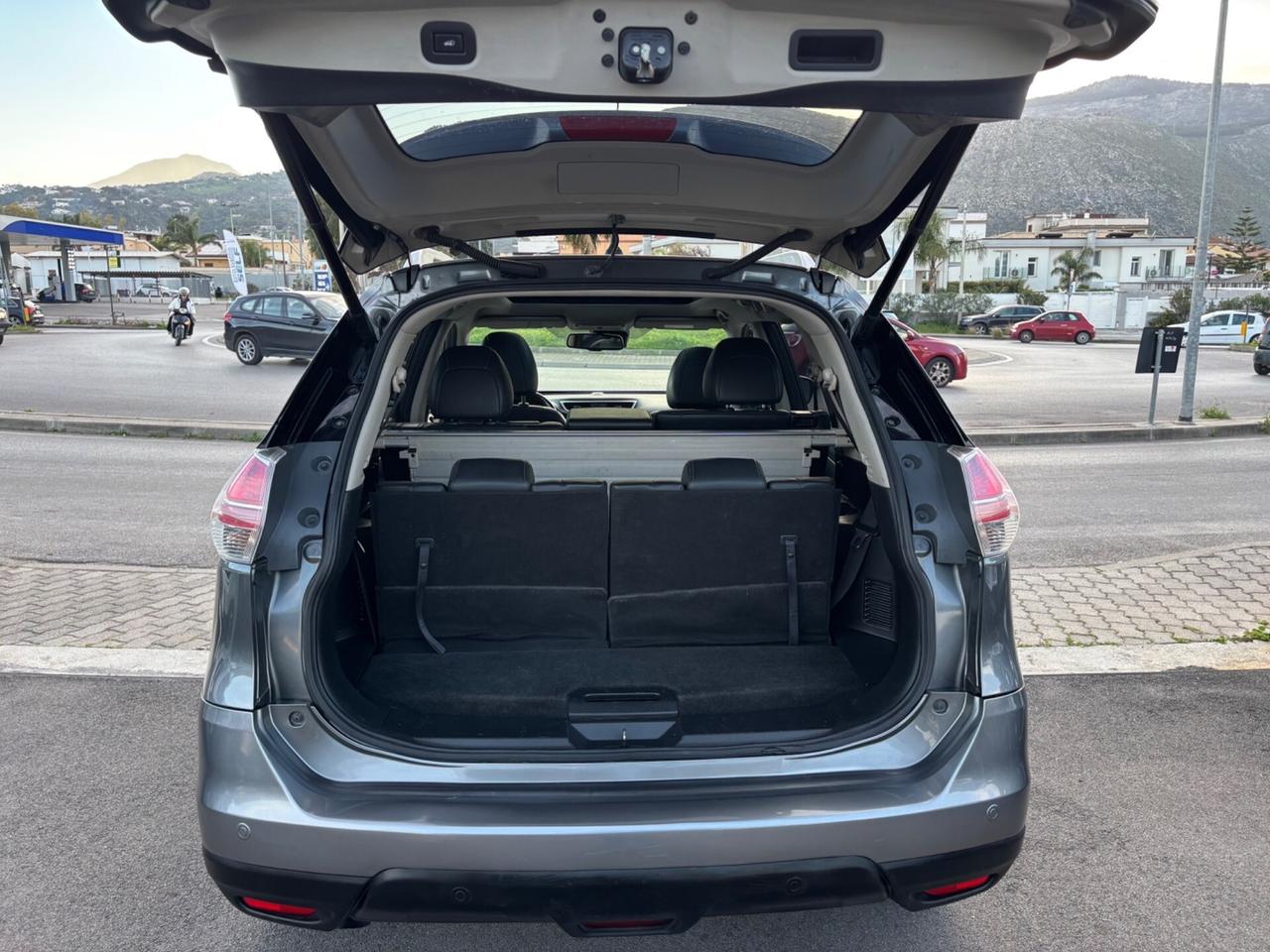 Nissan X-Trail 1.6 dCi 2WD Tekna