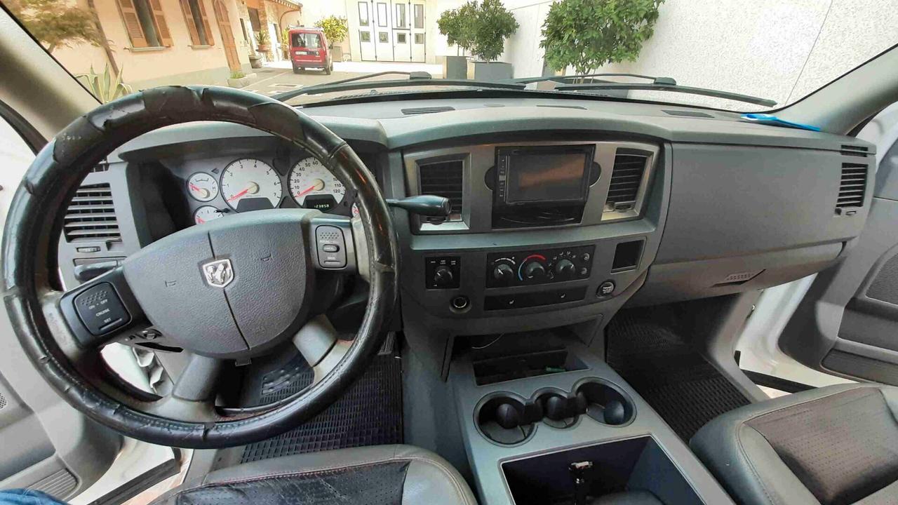 Dodge RAM 1500 Hemi 5.7 anno 2007 motore fuso