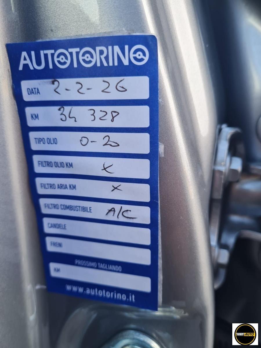 TOYOTA RAV4 2.5 Hybrid 4WD Dynamic-34.000 Km.