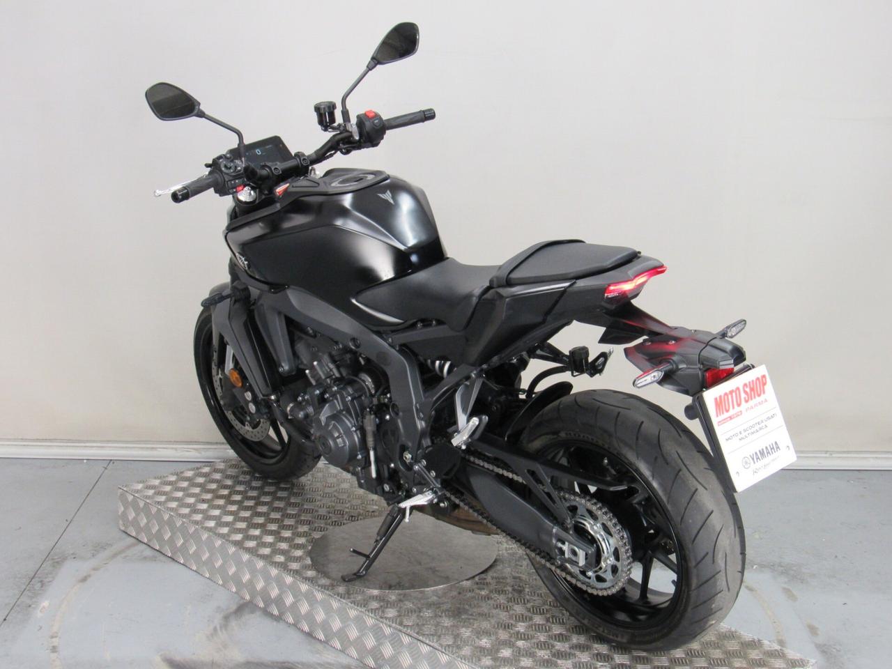 Yamaha MT-09 ABS TECH BLACK