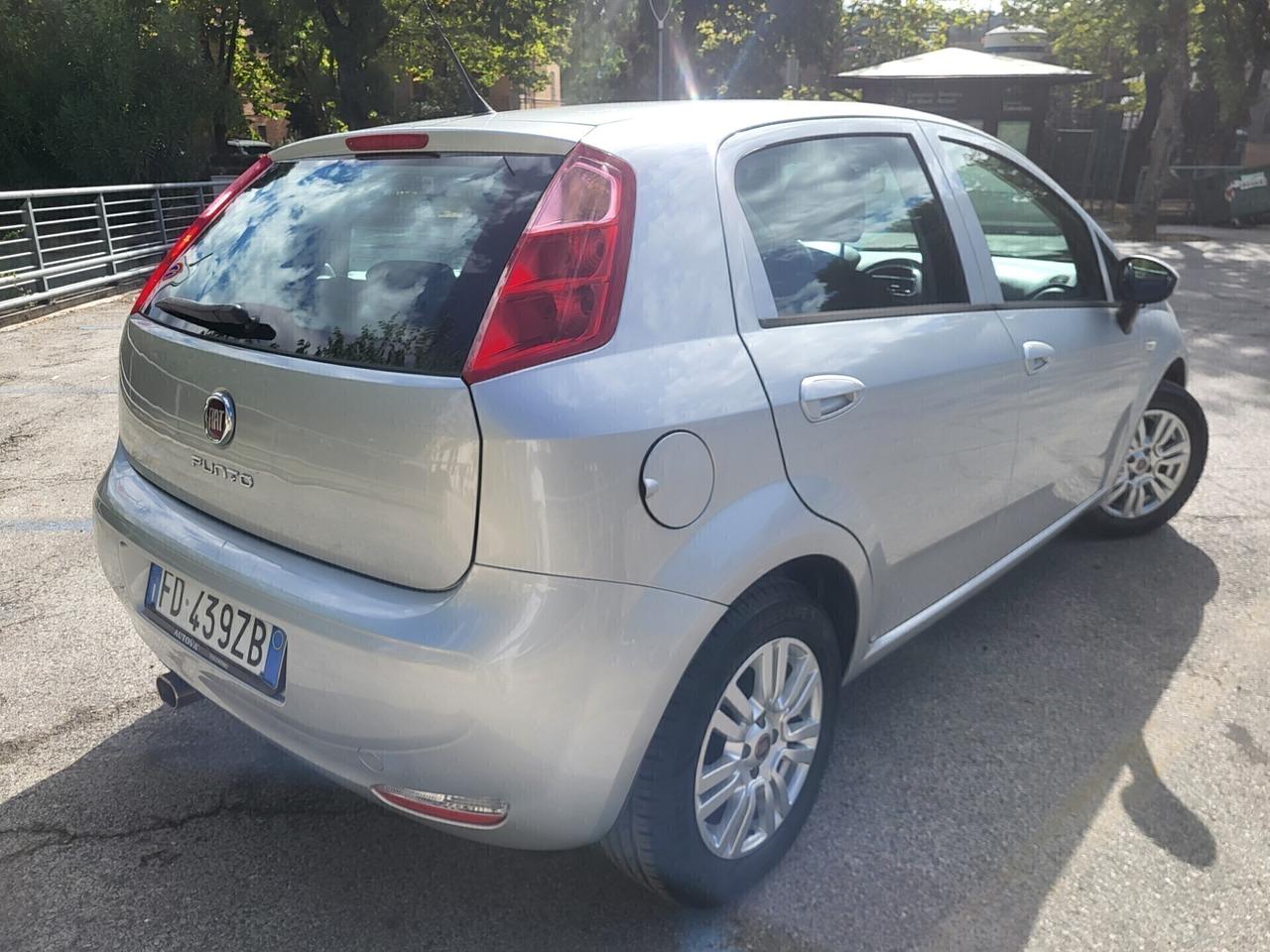 FIAT PUNTO EVO 1,2 GPL-UNICA PROPRIET-3 REVISIONI