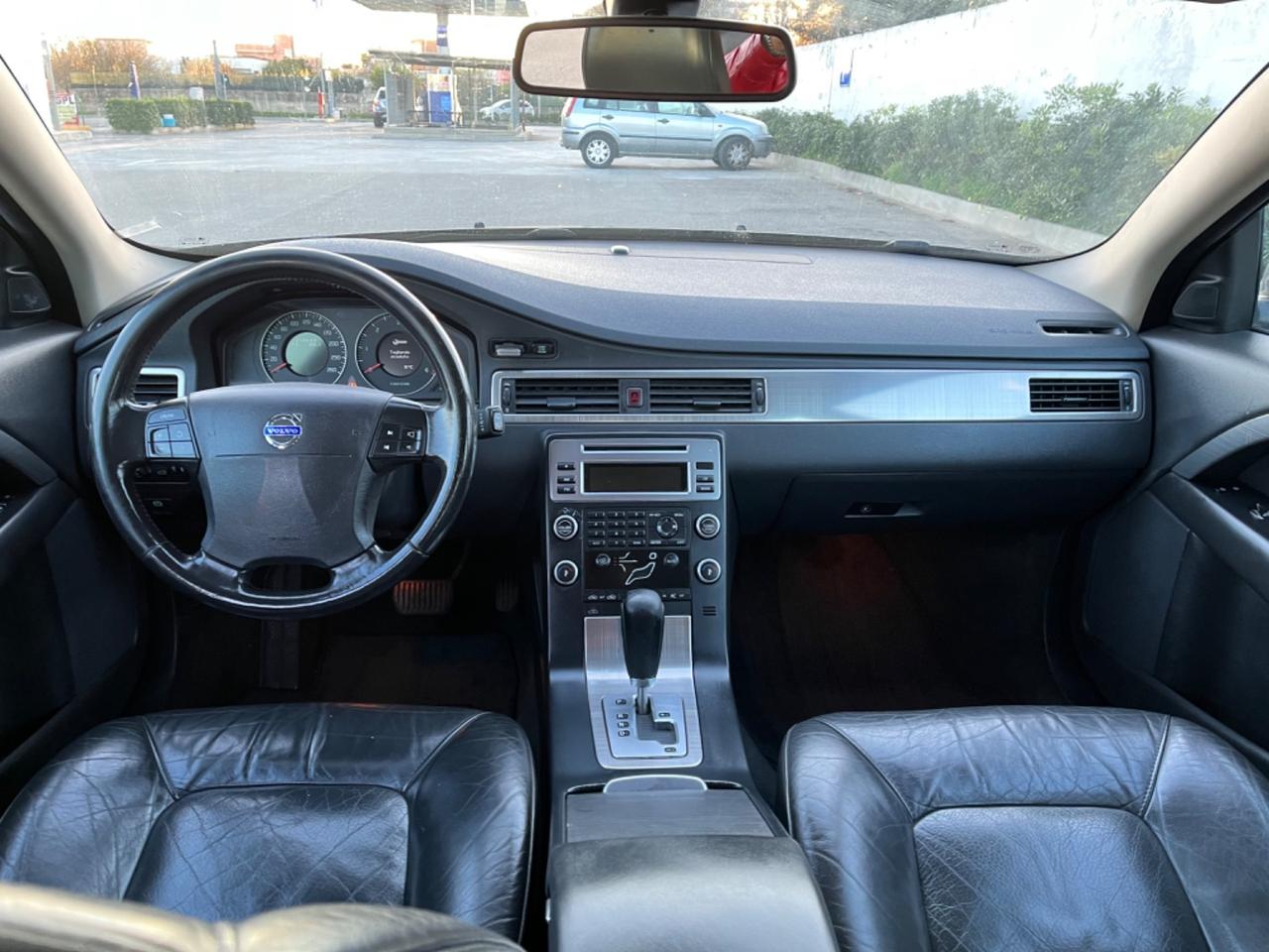 Volvo V70 2.4 D Momentum