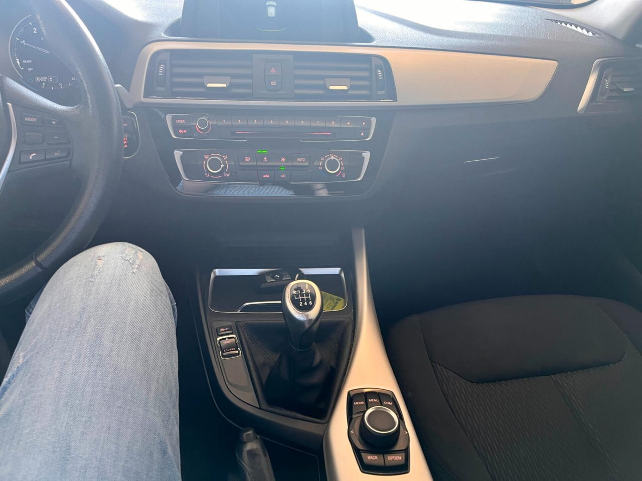 Bmw 116 116d 5p. Business