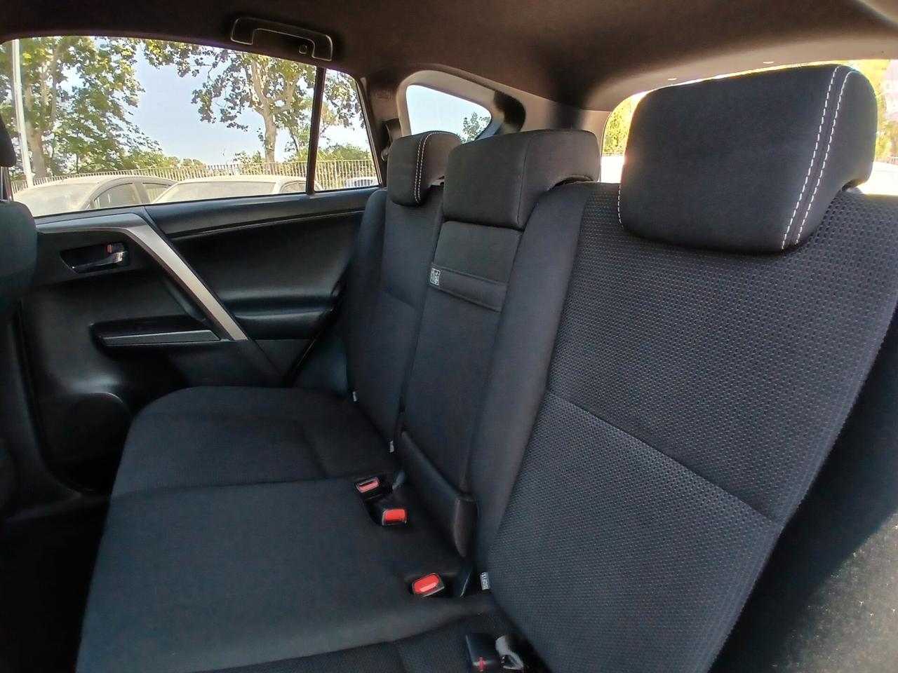 Toyota RAV 4 RAV4 2.5 Hybrid 2WD Dynamic+