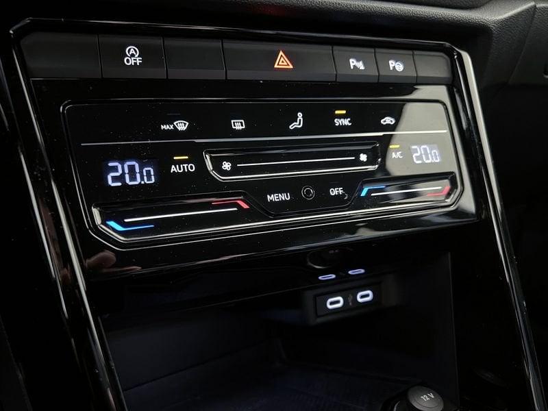 Volkswagen T-Roc T-Roc 2.0 tdi R-Line 115cv