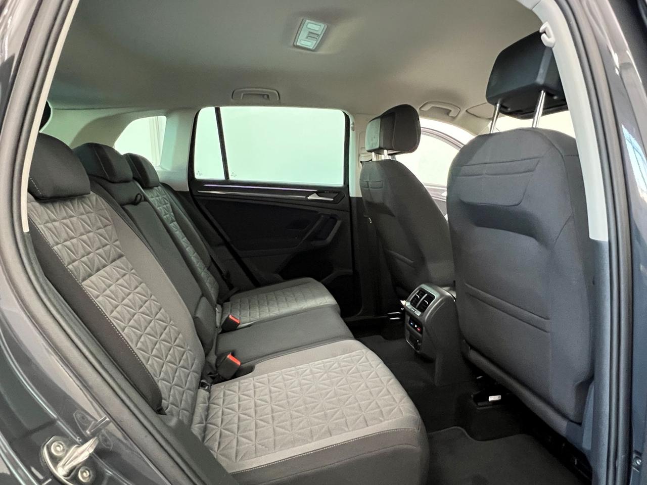 VOLKSWAGEN Tiguan II 2021 Tiguan 2.0 tdi Life 150cv dsg