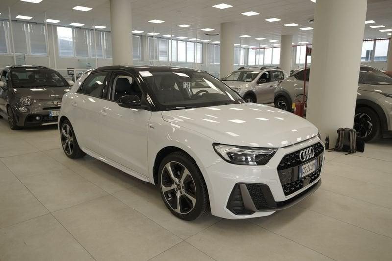Audi A1 II 2019 Sportback Sportback 30 1.0 tfsi S Line Edition 110cv