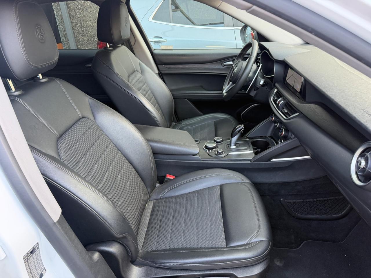 Alfa Romeo Stelvio 2.2 TD 177CV AUTOMATIC 4X4 EURO6B