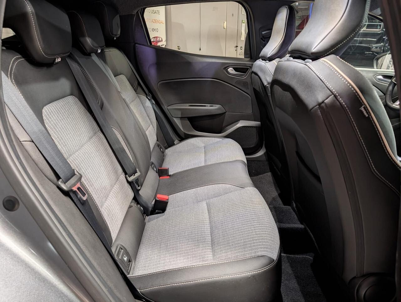 Renault Clio TCe 90 CV 5 porte TECNO FINANZIABILE