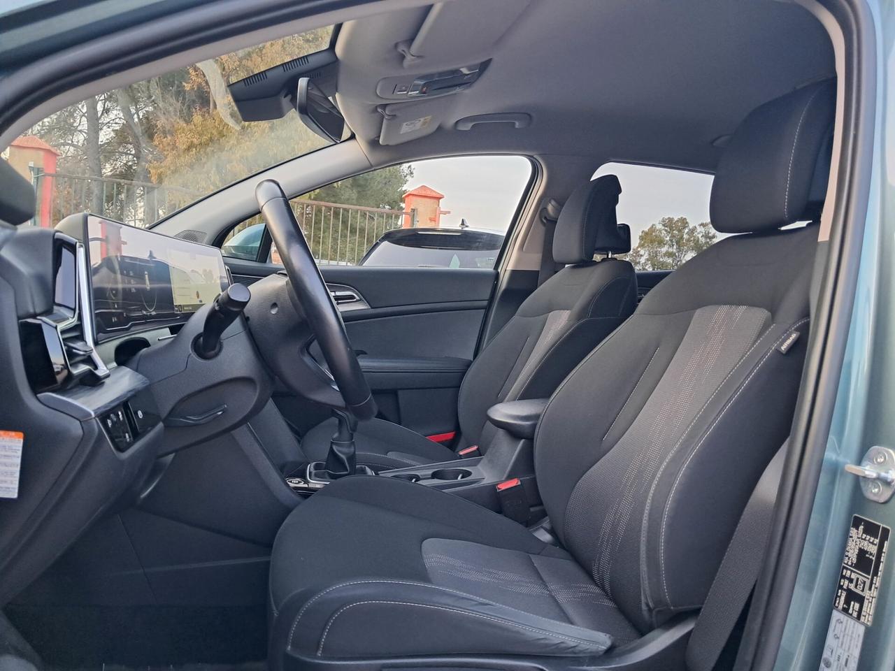 Kia Sportage 1.6 CRDI-136cv*B-LED*NAVY*RADAR