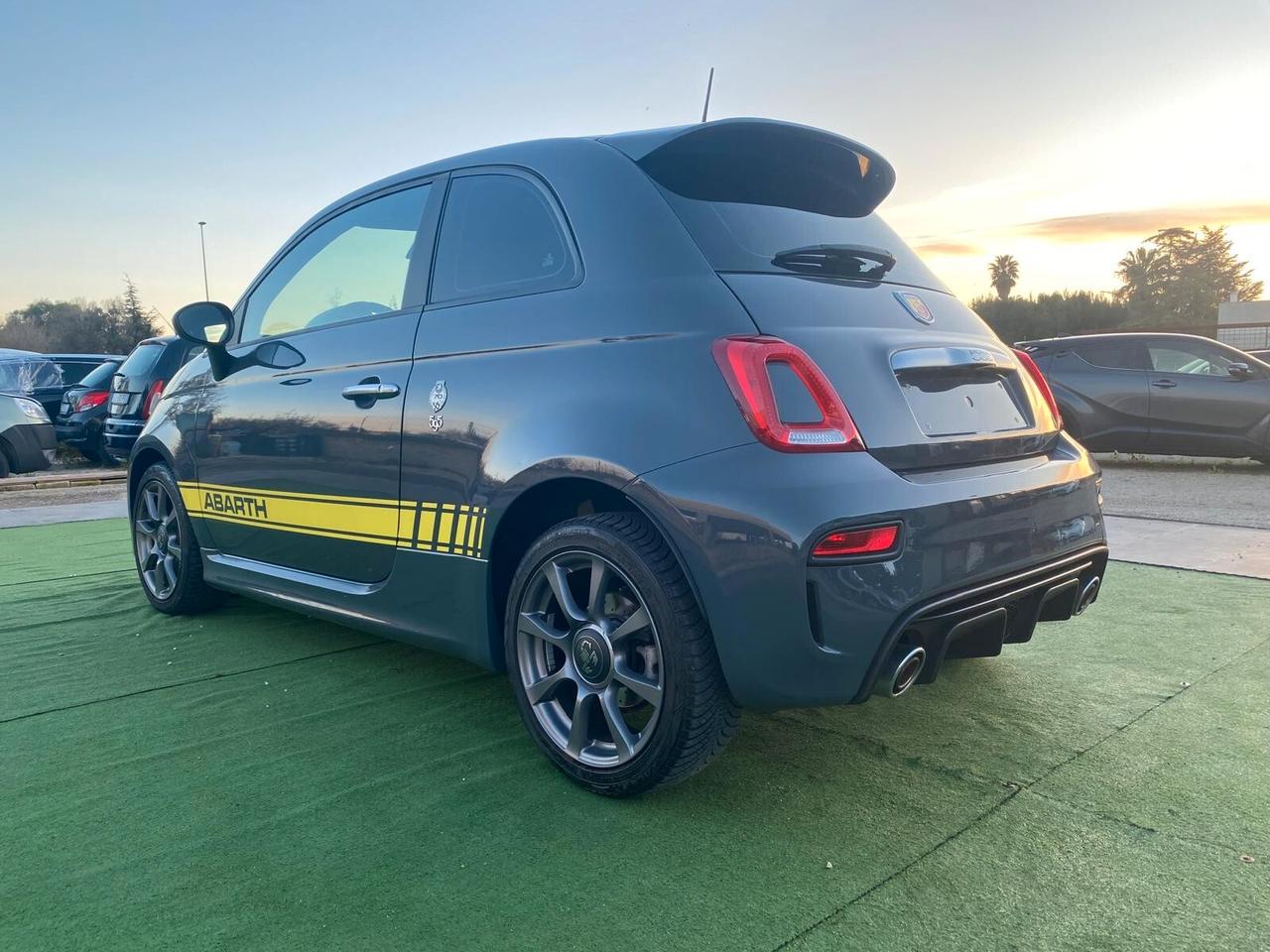 Abarth 595 1.4 Turbo T-Jet 145 CV 70th ANNIVERSARY