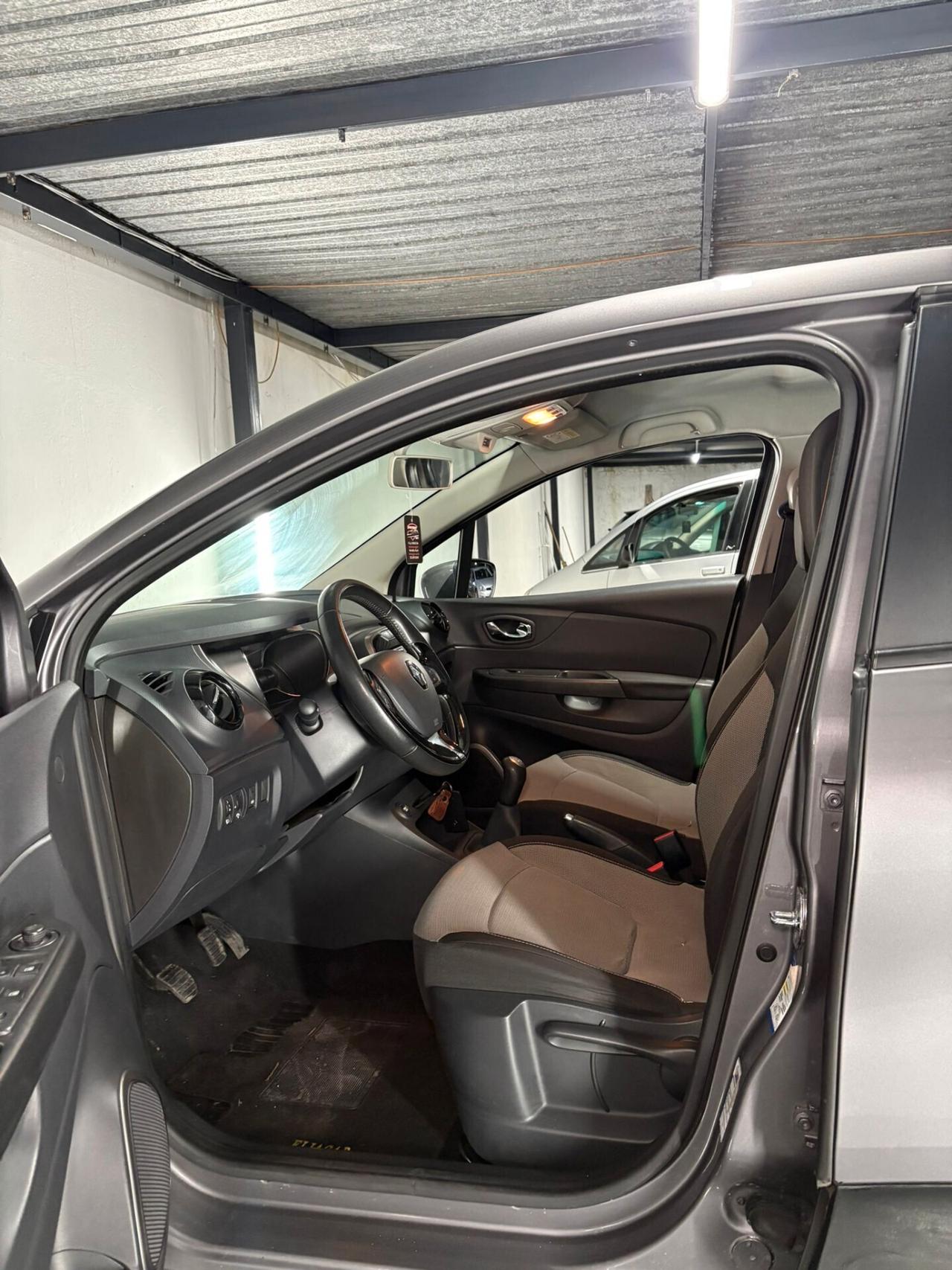 Renault Captur 1.5 dCi 8V 90 CV EDC Energy R-Link