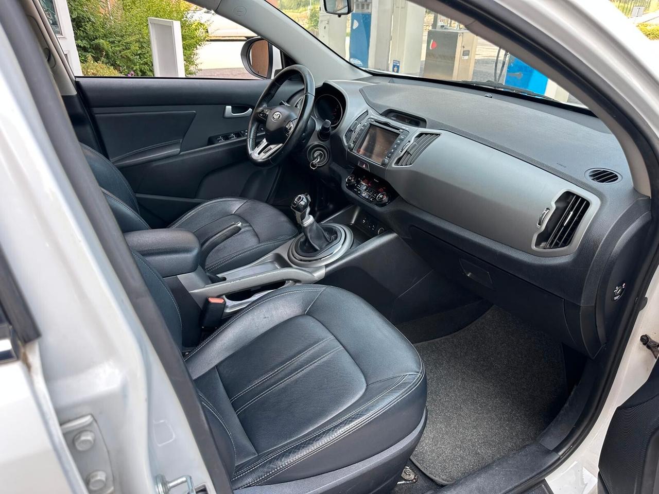 Kia Sportage 1.7 CRDI VGT 2WD high tech