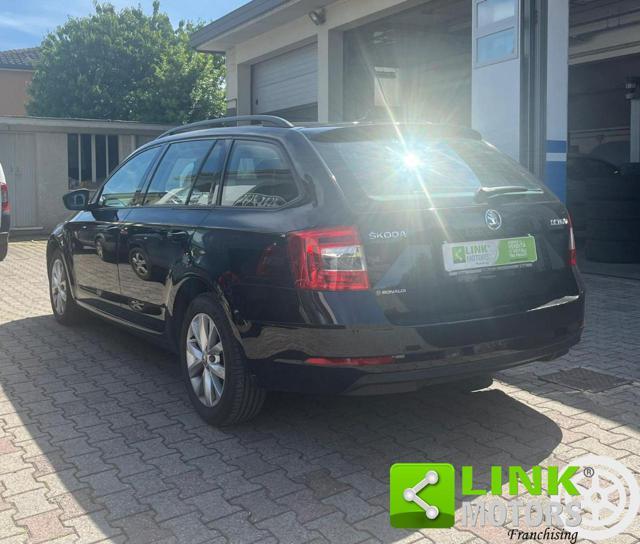 SKODA Octavia 1.6 TDI SCR 115 CV DSG Wagon Executive