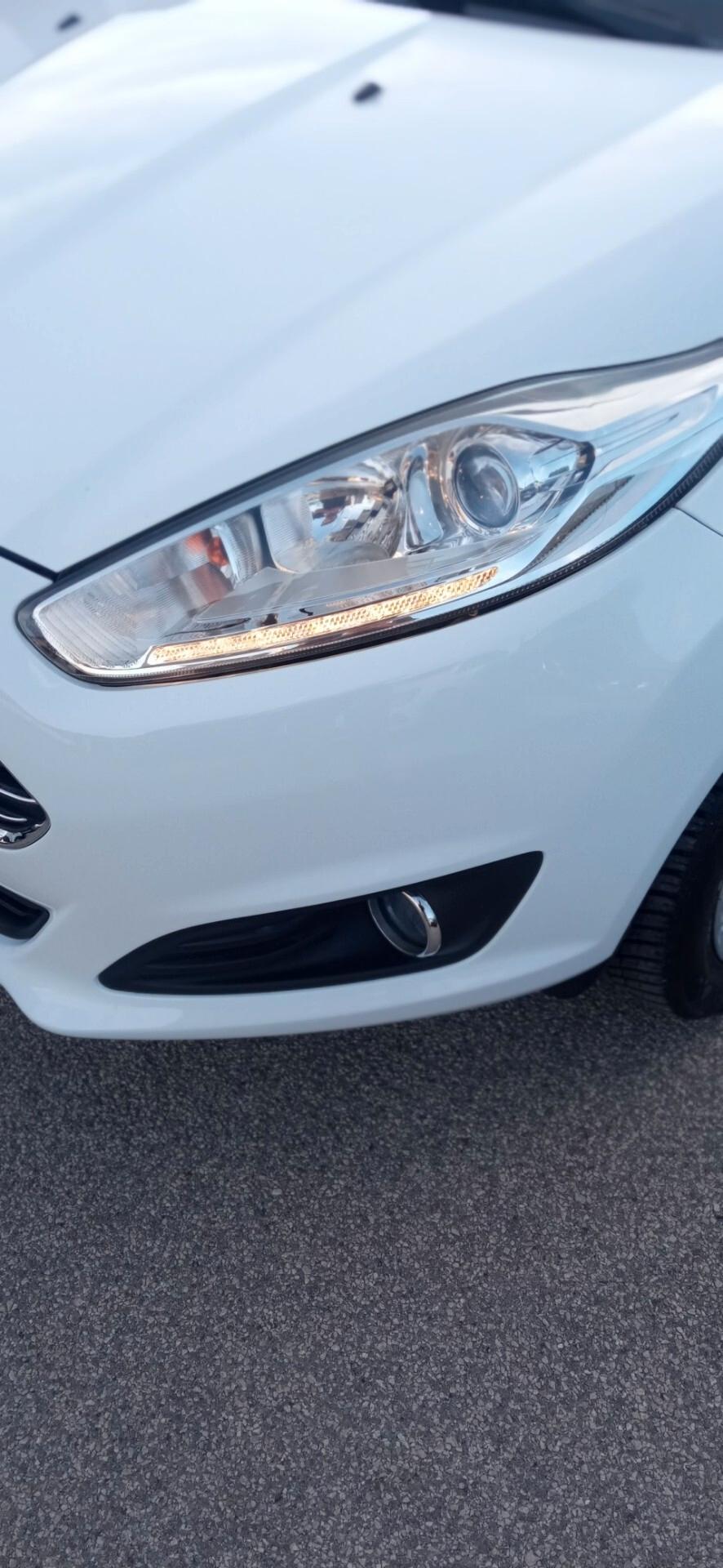 Ford Fiesta TITANIUM SENZA BS PAGA