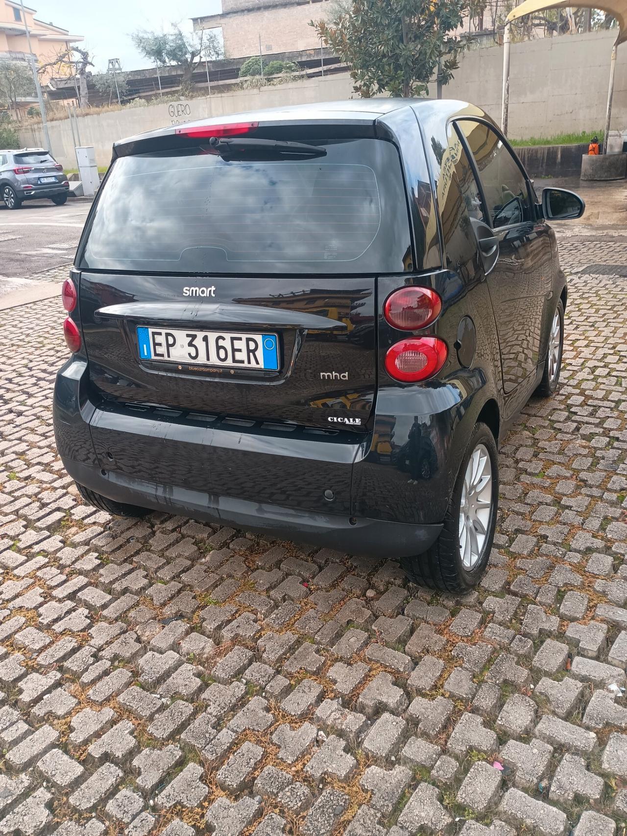 Smart ForTwo 1000 52 kW coupé pure