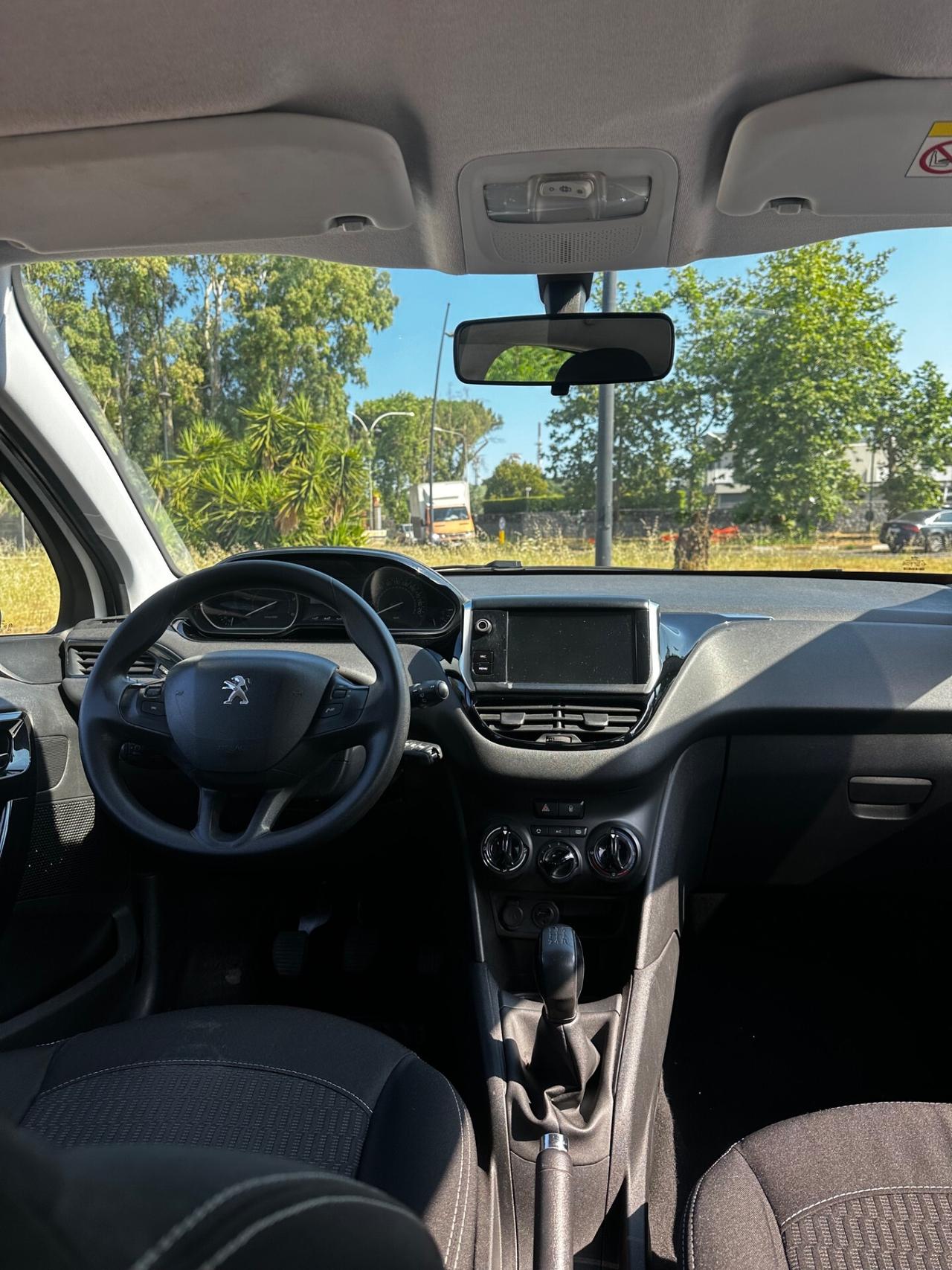 Peugeot 208 BlueHDi 100 5 porte Allure