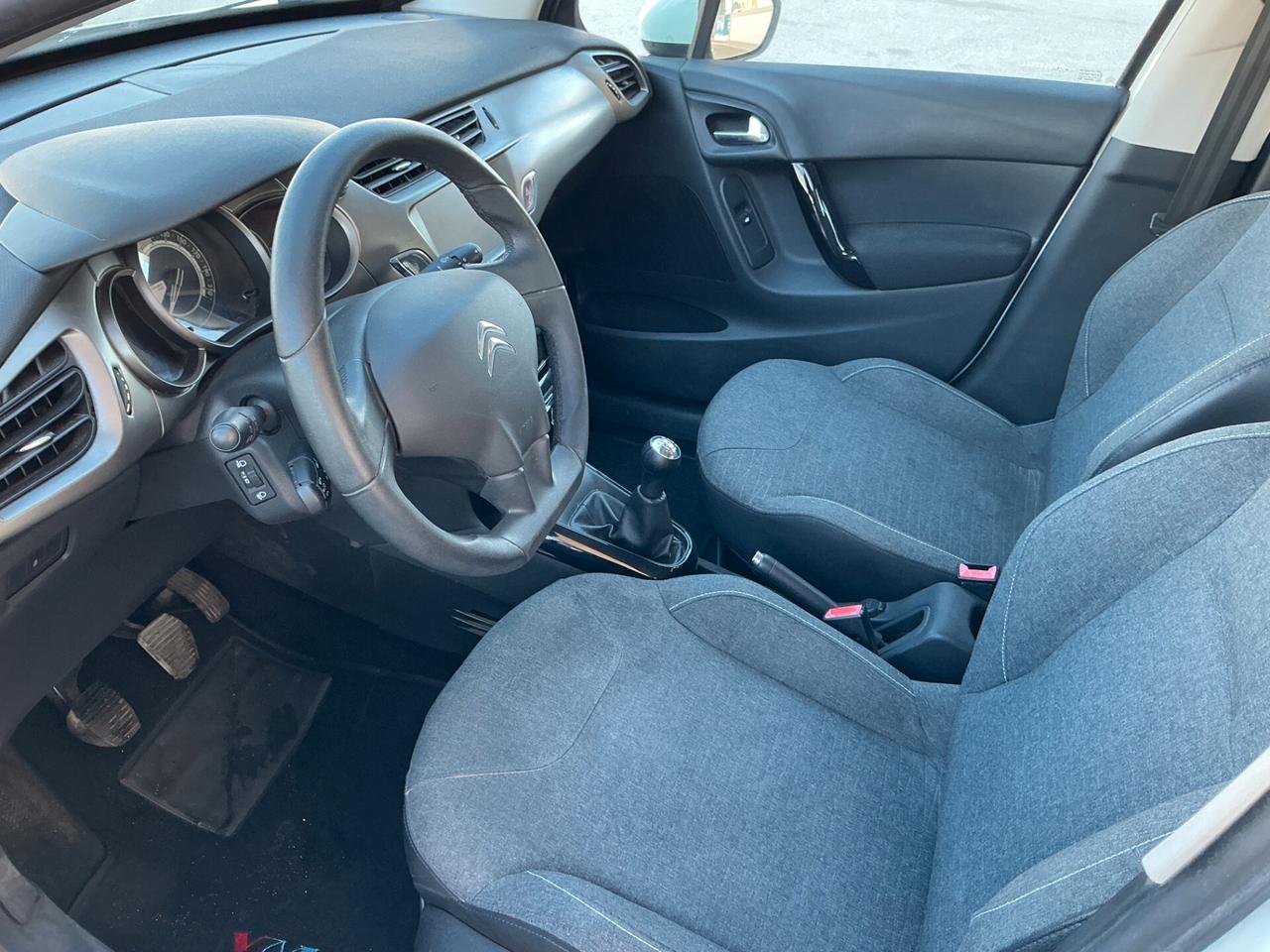Citroen C3 PureTech 82 Live Edition