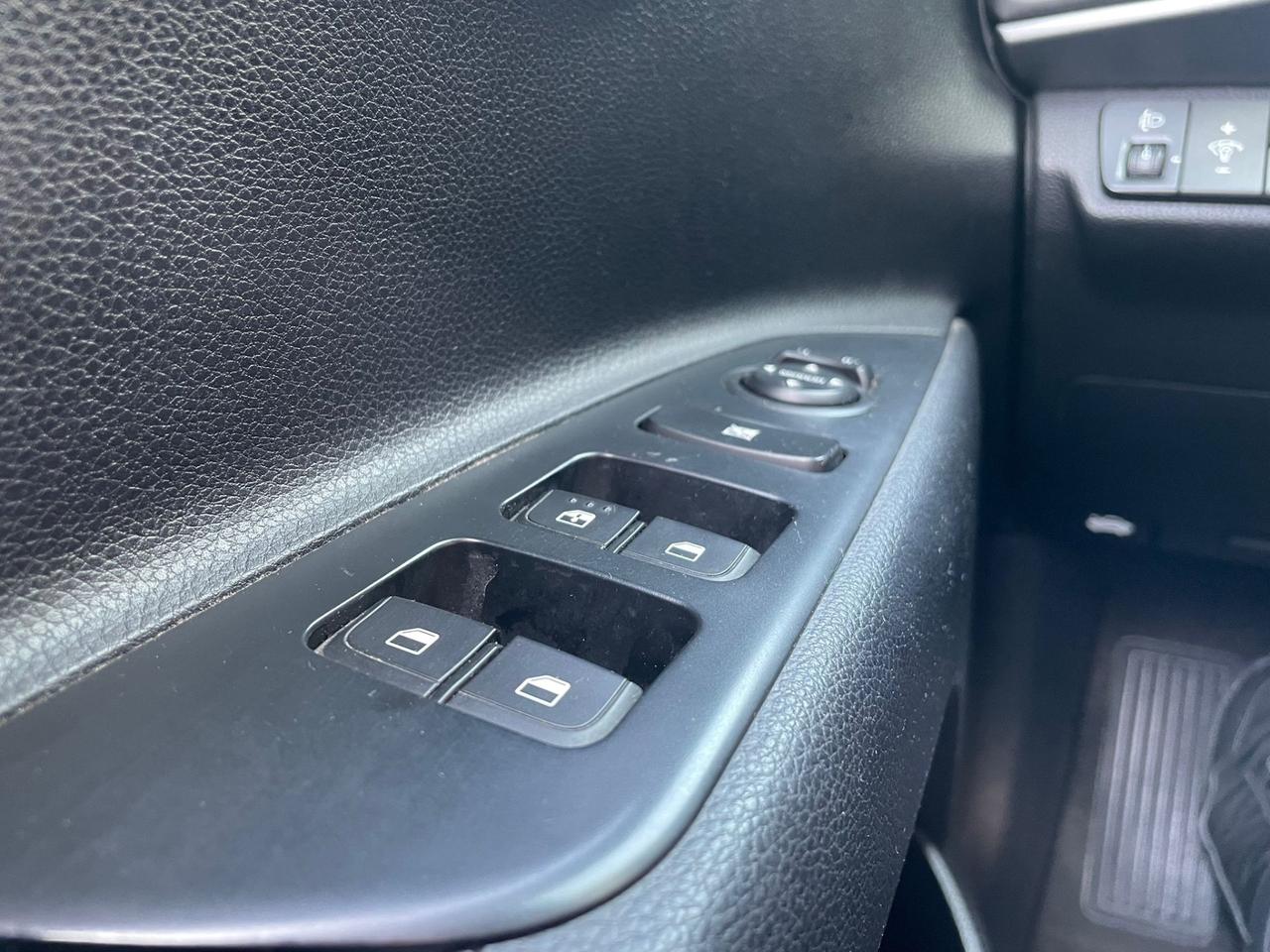 Kia Stonic 1.6 CRDi 110 CV ENERGY CON 198MILA KM