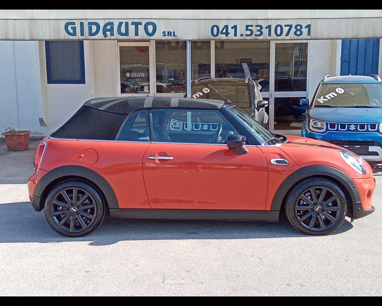 MINI Mini Cbr. (F57) - Mini 1.5 Cooper Hype Cabrio