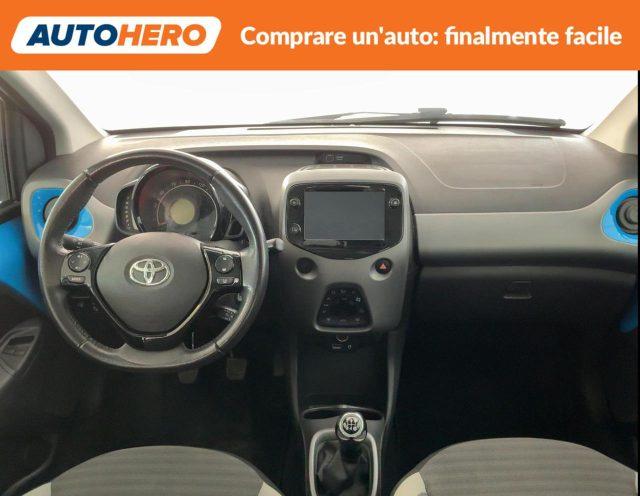 TOYOTA Aygo Connect 1.0 VVT-i 72 CV 5 porte x-fun