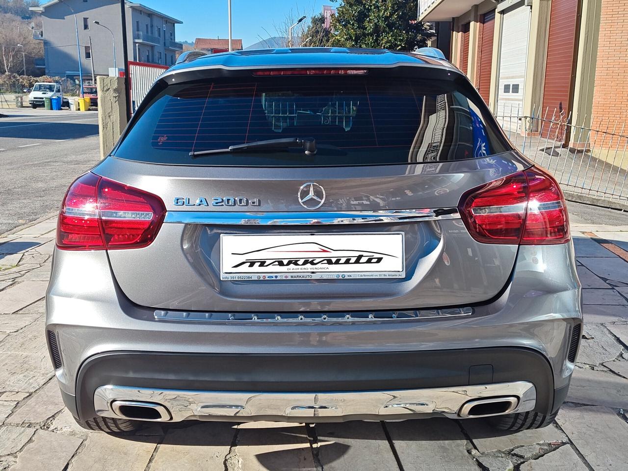 MERCEDES GLA 200D AUTOM. PREM. AMG LINE 2.0 136 CV