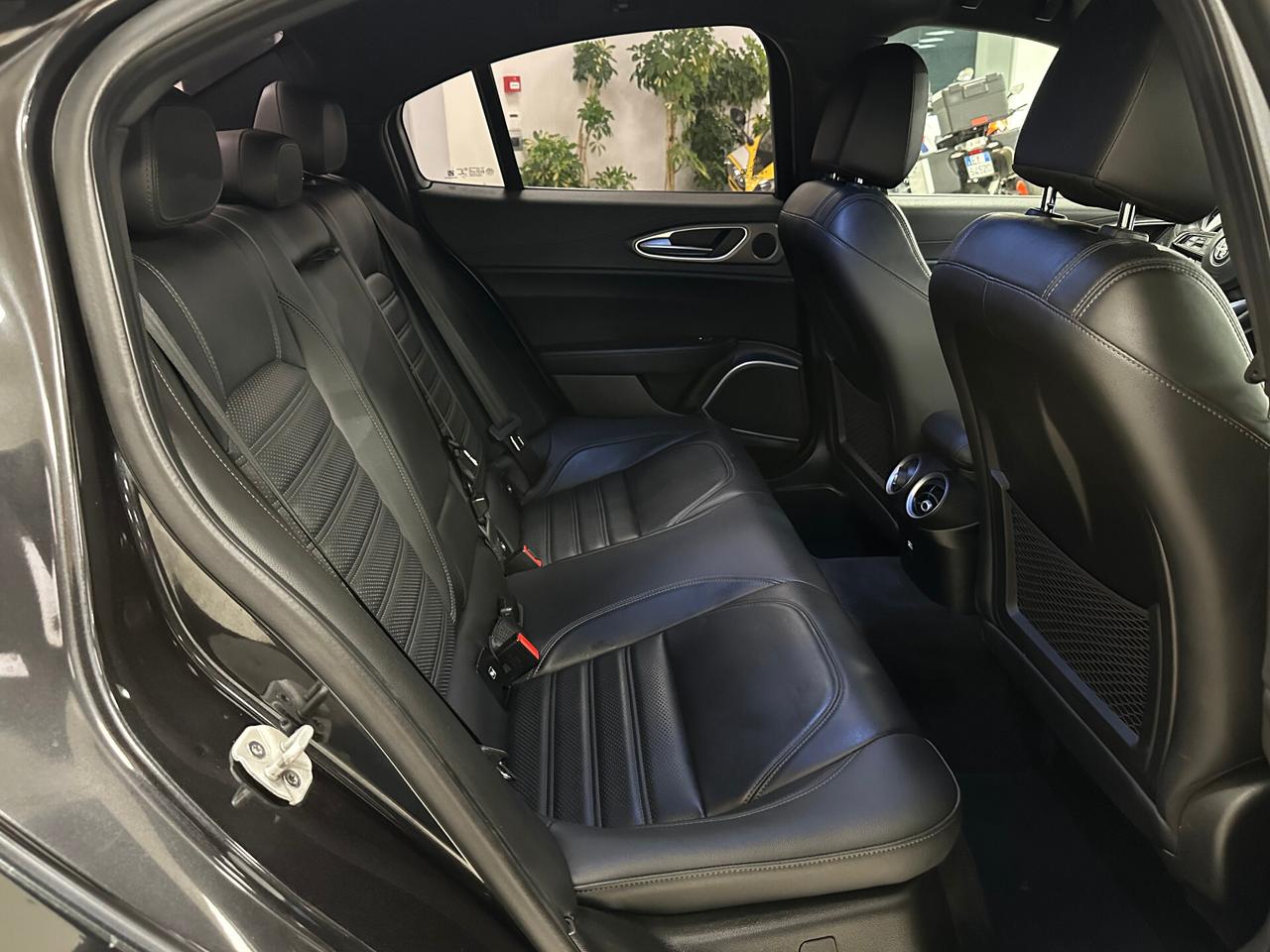 Alfa Romeo Giulia 2.2 Turbod 210 CV AT8 Q4 Veloce 2020