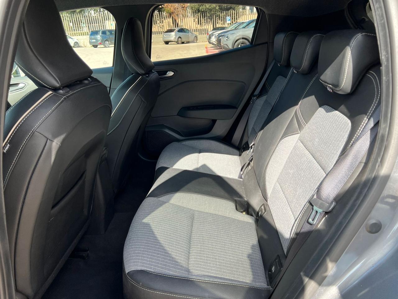 Renault Clio TCe 90 CV 5 porte Techno