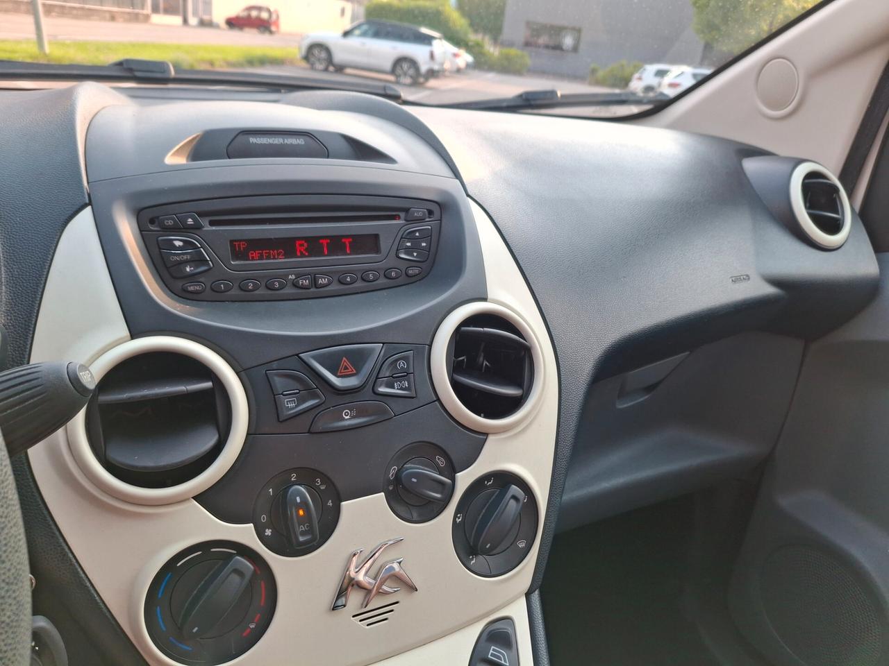 Ford Ka Ka+ 1.2 8V 69CV Titanium 2015 neopatentati