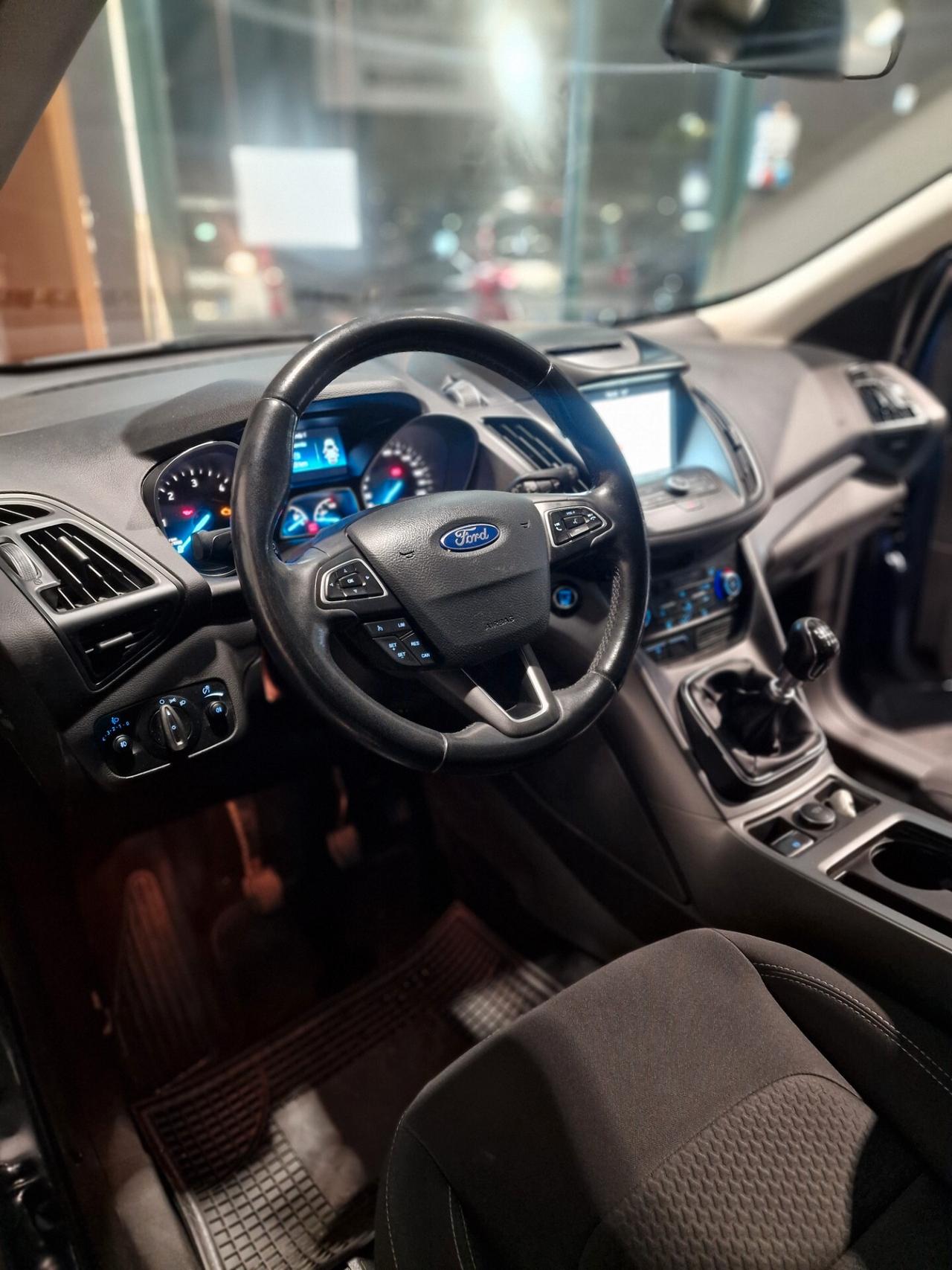 Ford Kuga 1.5 TDCI 120 CV S&S 2WD ST-Line Business