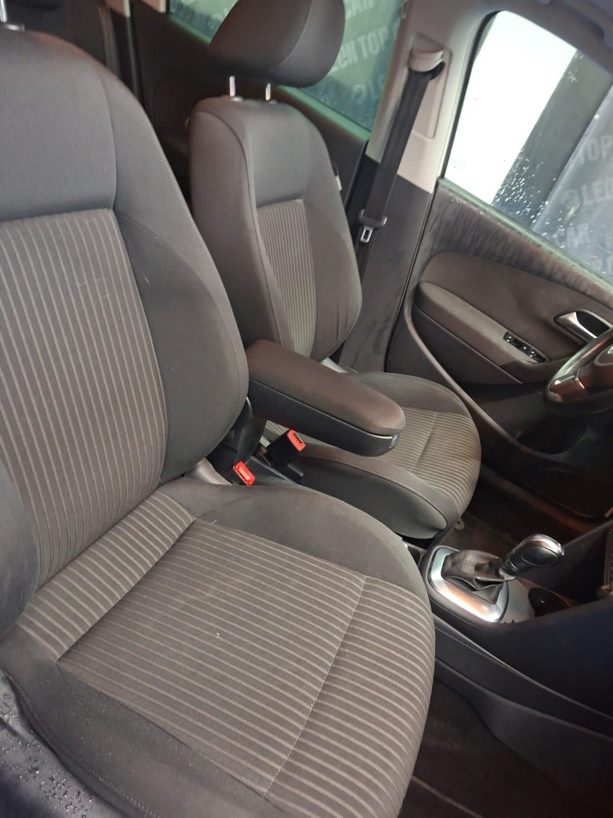 Volkswagen Polo 1.6 TDI 90CV DSG 5 porte Highline tetto full