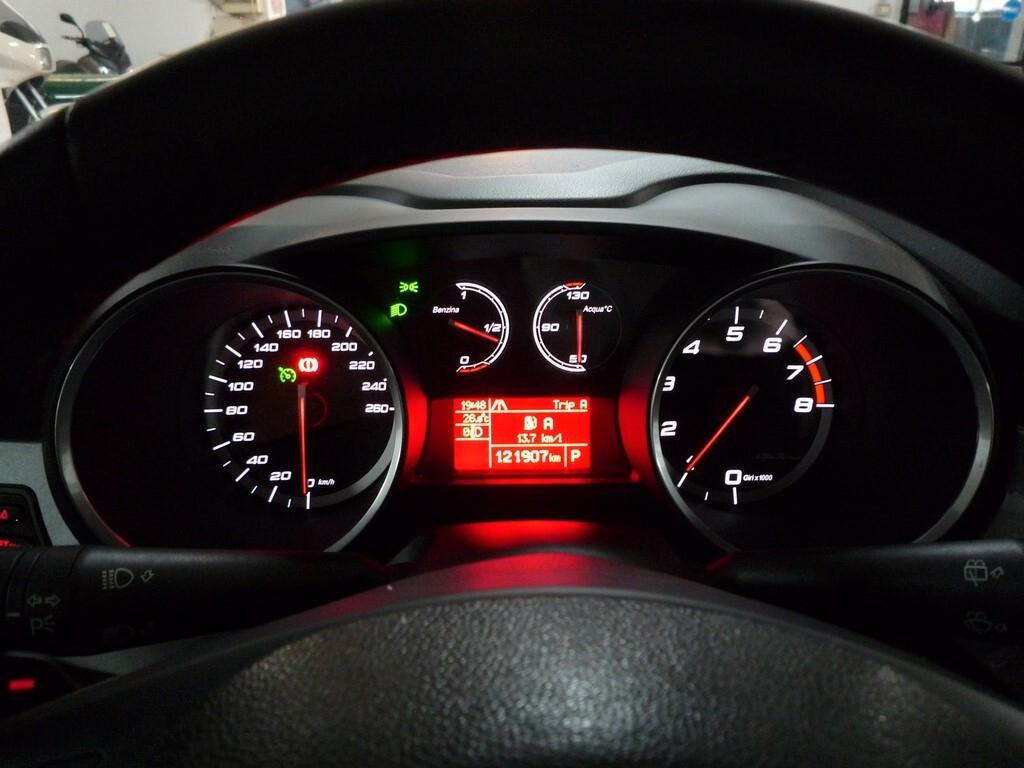 Alfa Romeo Giulietta 1.4 Turbo MultiAir TCT Distinctive