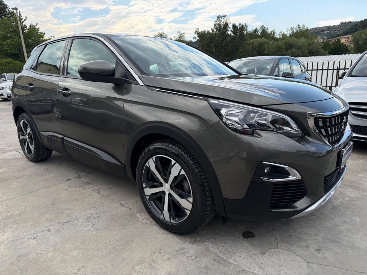 Peugeot 3008 BlueHDi 130 S&S EAT8 Allure