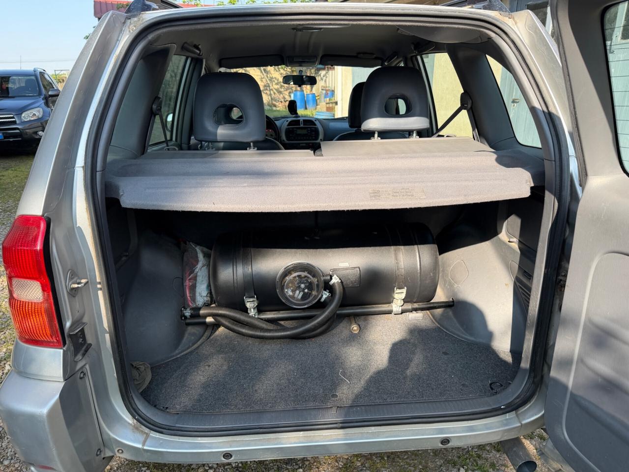 TOYOTA RAV4 2.0 16V BENZ-GPL 2032 4X4 UNI PROP