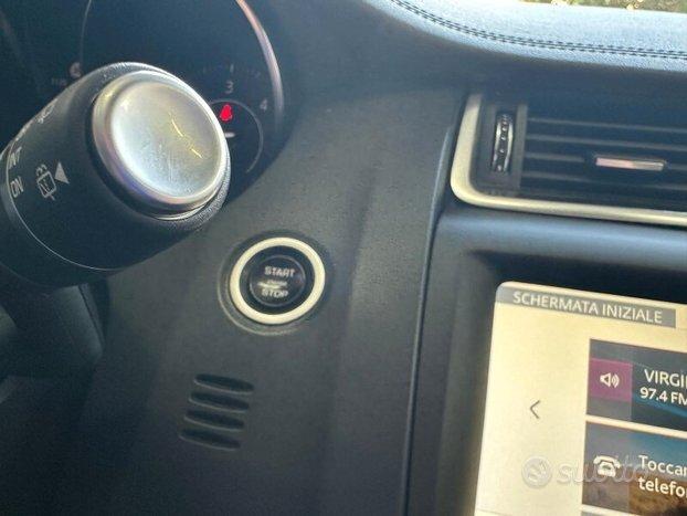 JAGUAR E-Pace (X540) E-Pace 2.0D 150 CV A...