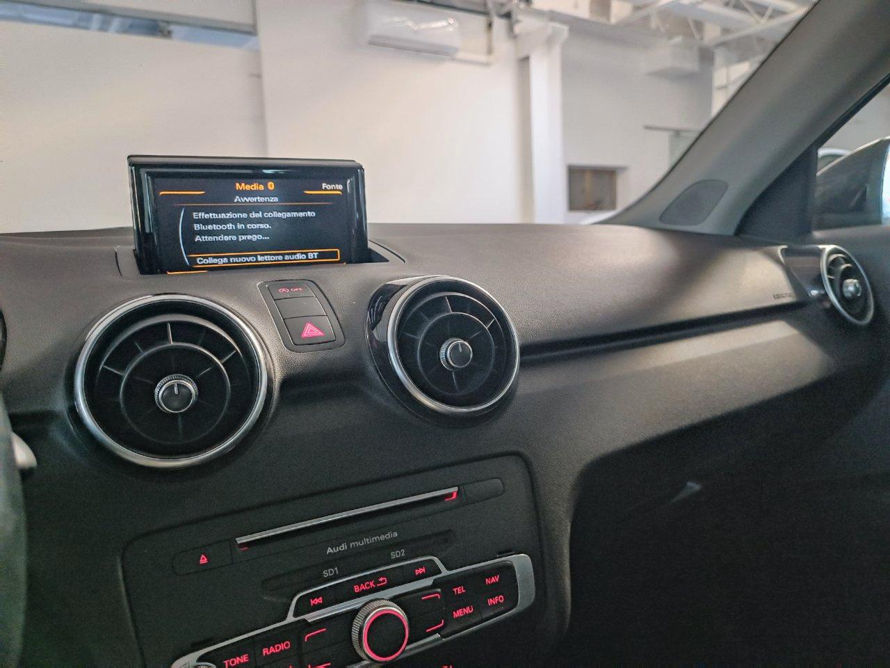 Audi A1 Sportback 1.4 tdi Metal s-tronic