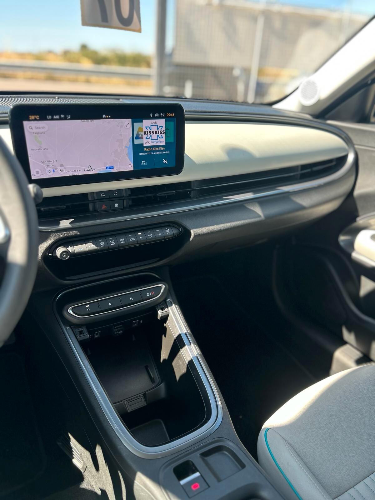 Fiat 600 Hybrid 110 CV DCT MHEV La Prima