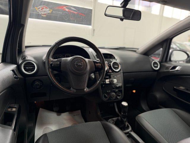 OPEL Corsa 1.2 5 porte Cosmo