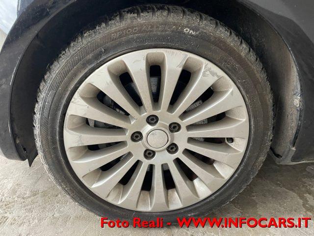 FORD C-Max 2.0 TDCi 135 CV aut. Titanium Leggi Descrizione