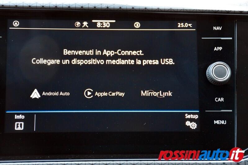 VOLKSWAGEN T-CROSS 1.0 TSI 110 CV ADVANCED + TECH PACK REARVIEW