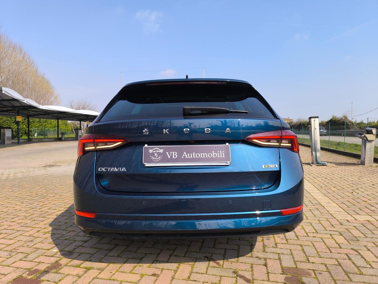 Skoda Octavia 1.5 e-TEC DSG Wagon Style