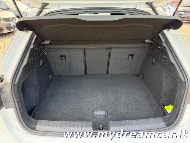 AUDI A3 SPB 30 g-tron S tronic Business Advanced