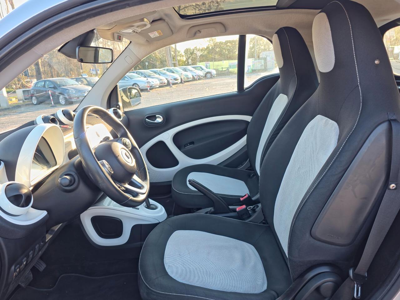Smart ForTwo 70 1.0 twinamic Prime 2016-E6 Automatico NEO
