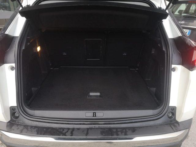 PEUGEOT 3008 BlueHDi 130 S&S Allure