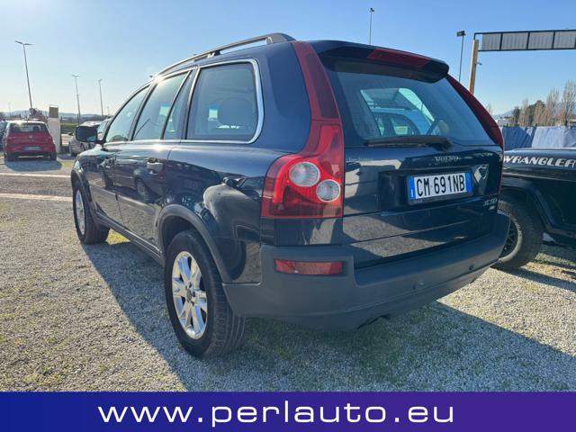 VOLVO XC90 2.4 D5 AWD 7 POSTI