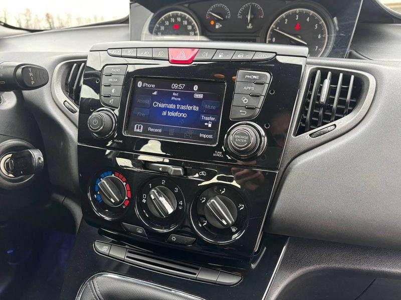 Lancia Ypsilon 1.2 Benz/GPL