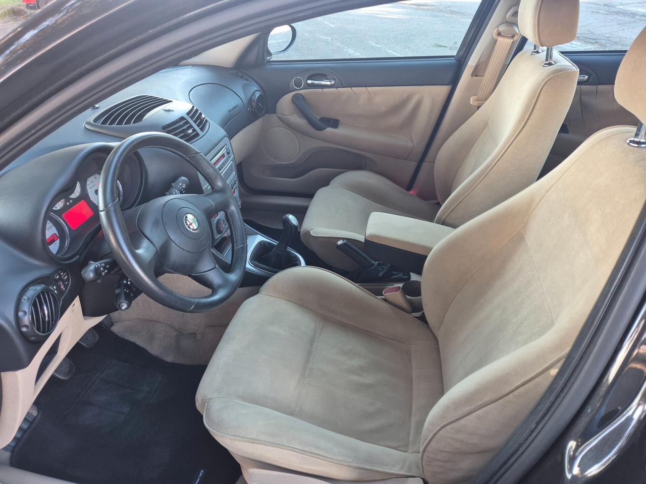 Alfa Romeo 147 1.6i 16V Benzina 85000 km