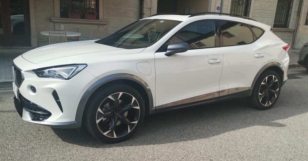 Cupra Formentor 1.4 e-Hybrid DSG
