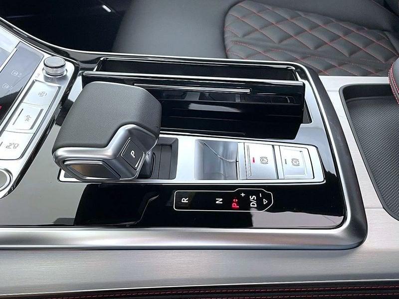Audi Q8 TDI 210kW quattro tip. S Line Edition * 4 RUOTE STERZANTI *